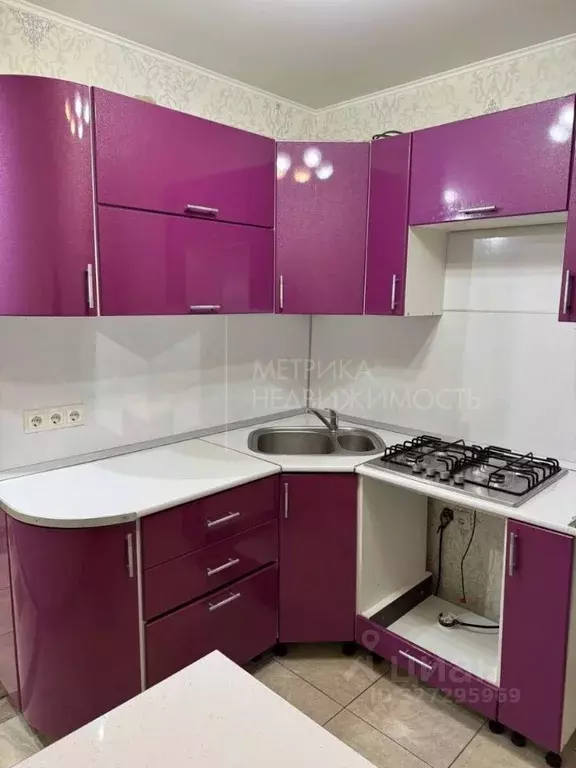 2-к кв. Тюменская область, Тюмень ул. Карла Маркса, 125 (44.0 м) - Фото 2