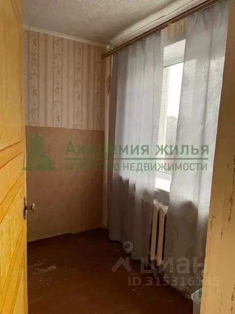 3-к кв. Саратовская область, Энгельс ул. Ломоносова, 8 (42.4 м) - Фото 1