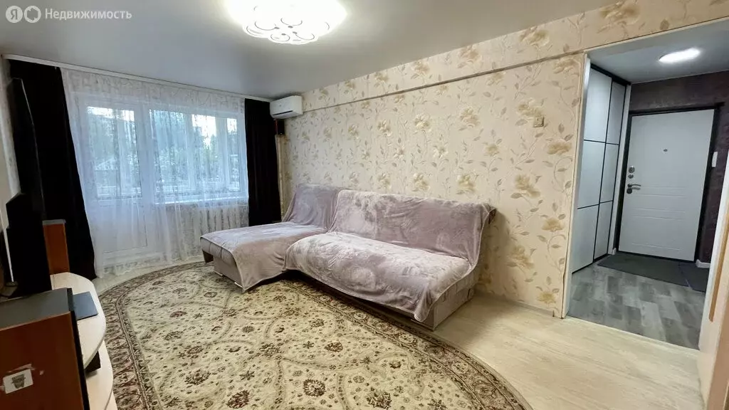 3-комнатная квартира: Ижевск, Воткинское шоссе, 142 (49.8 м) - Фото 0