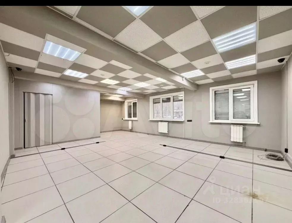 Помещение свободного назначения в Иркутская область, Иркутск ул. ... - Фото 1