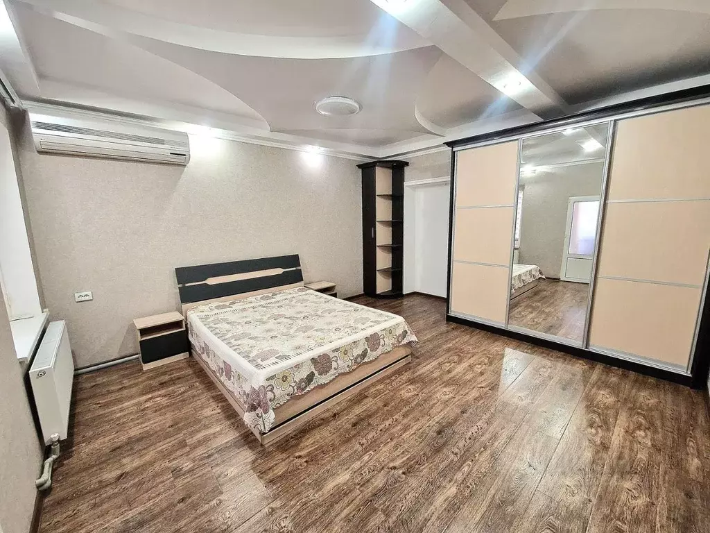 Дом в Ставропольский край, Ессентуки Средняя ул. (90 м) - Фото 1