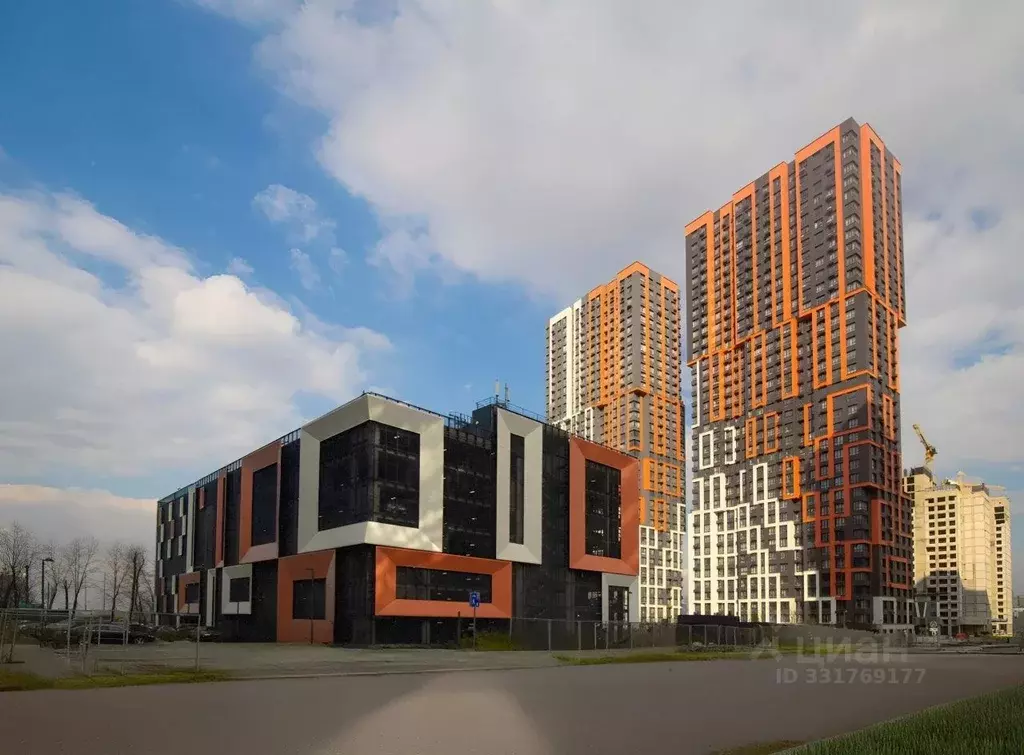4-к кв. Москва ул. Василия Ланового, 1к1 (96.3 м) - Фото 1