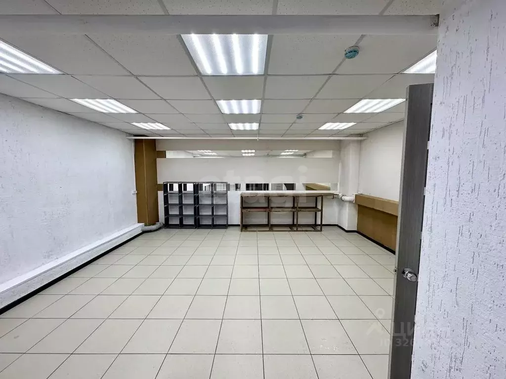 Помещение свободного назначения в Коми, Сыктывкар ул. Карла Маркса, ... - Фото 2