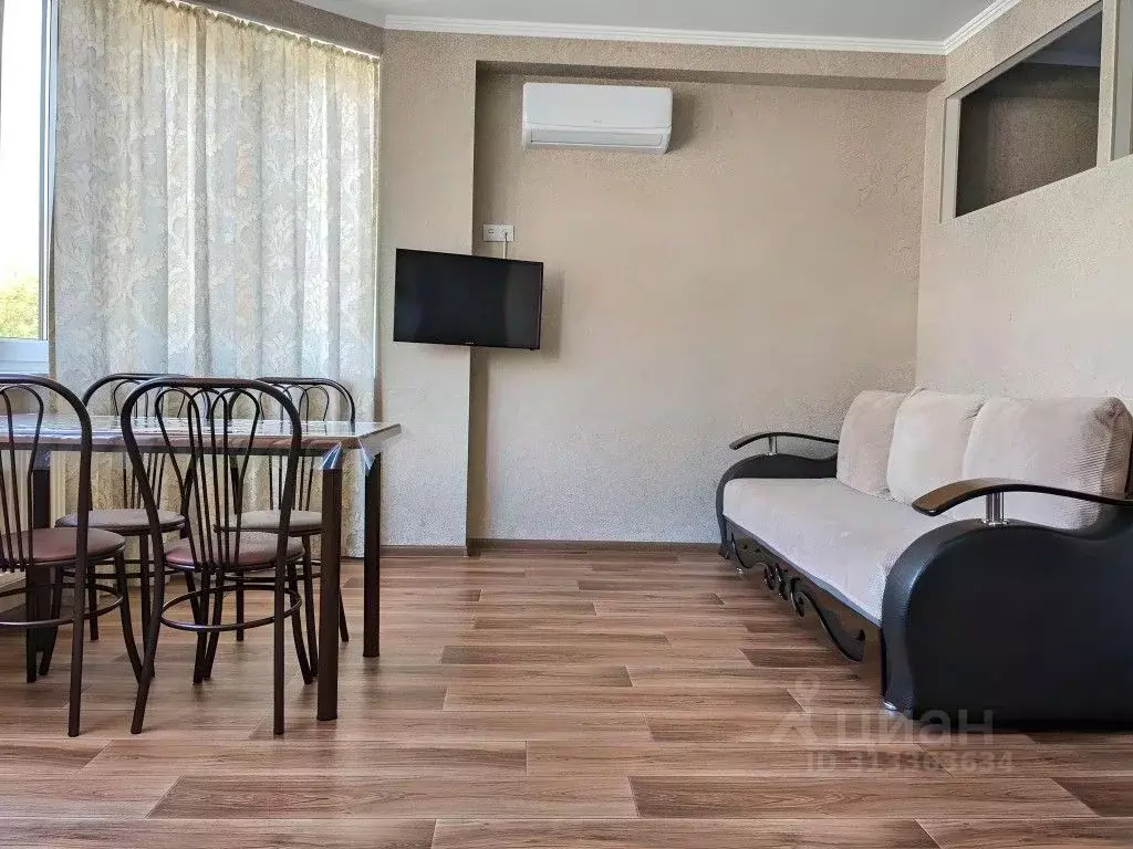 1-к кв. Краснодарский край, Анапа Таманская ул., 24 (46.0 м) - Фото 0