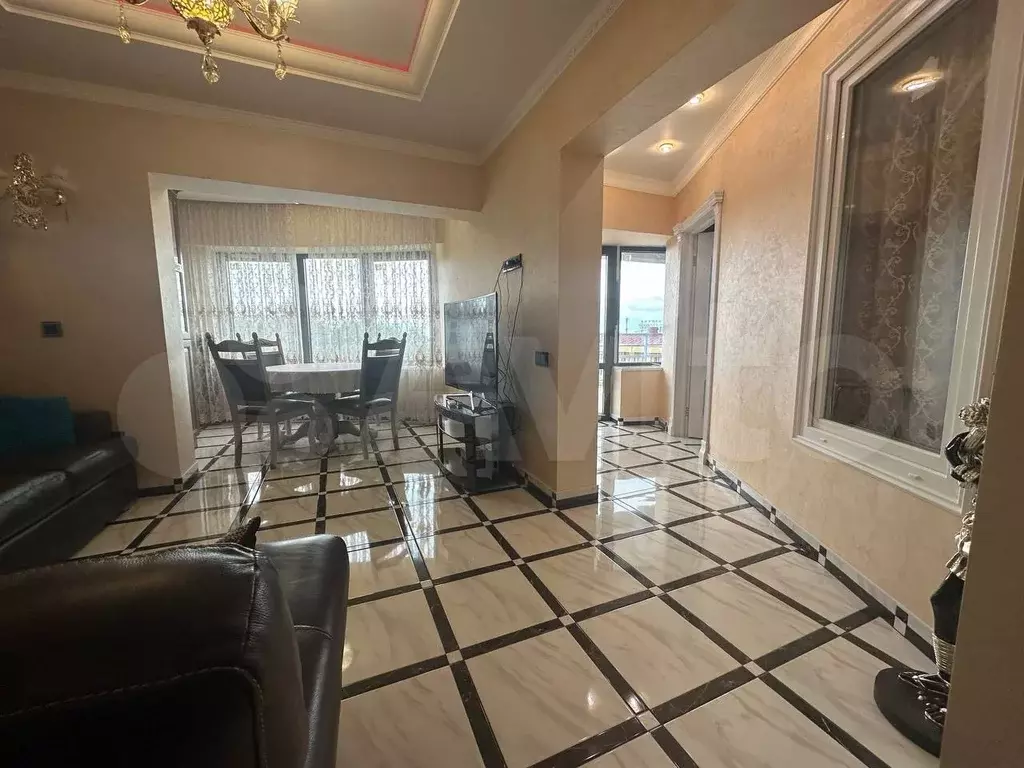 3-к. квартира, 100 м, 7/25 эт. - Фото 1