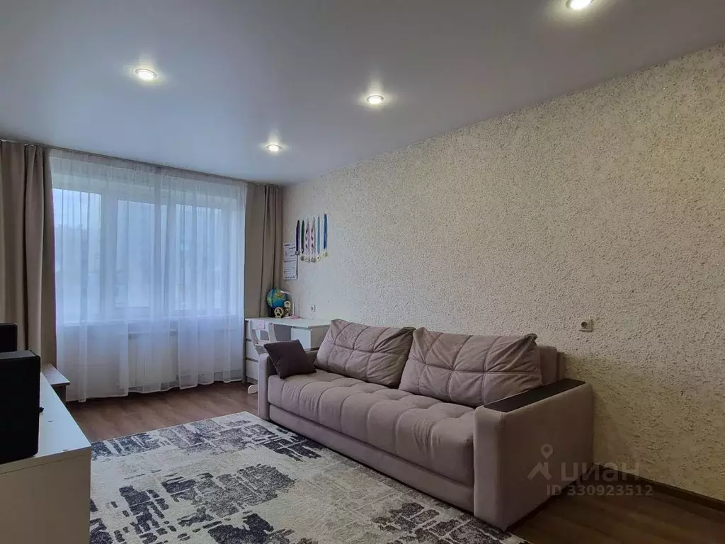3-к кв. Алтайский край, Барнаул ул. Матросова, 10 (64.8 м) - Фото 2