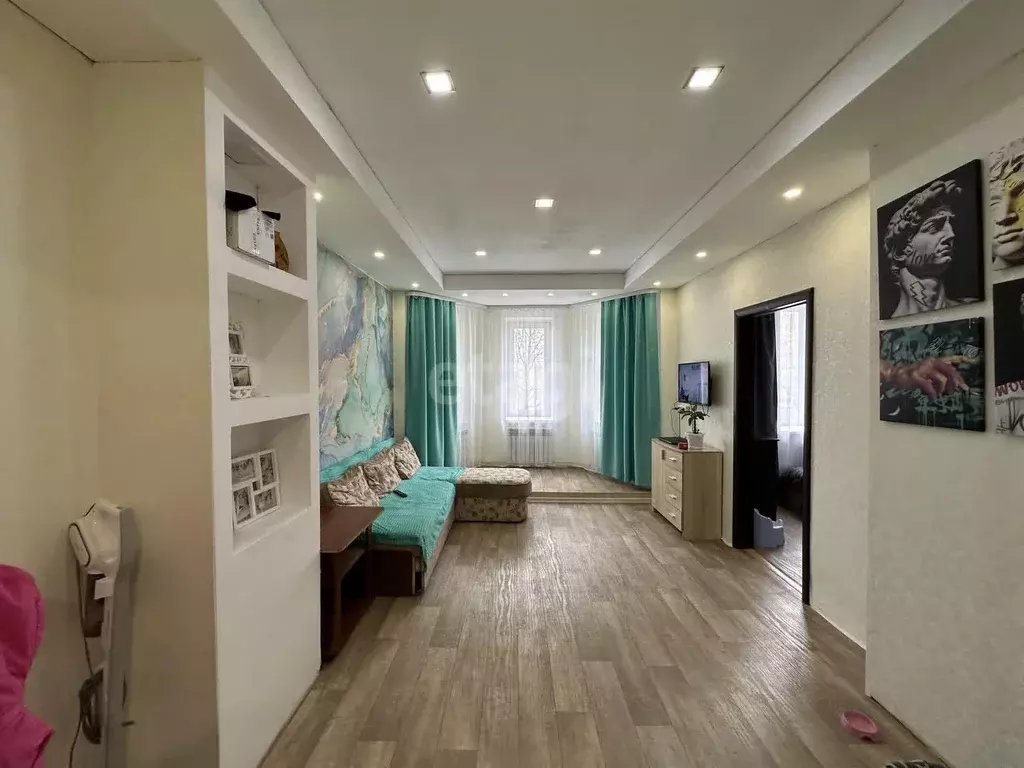 Квартира, 3 комнаты, 62.7 м - Фото 0