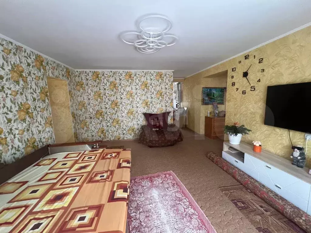 3-к. квартира, 80,4 м, 1/2 эт. - Фото 0