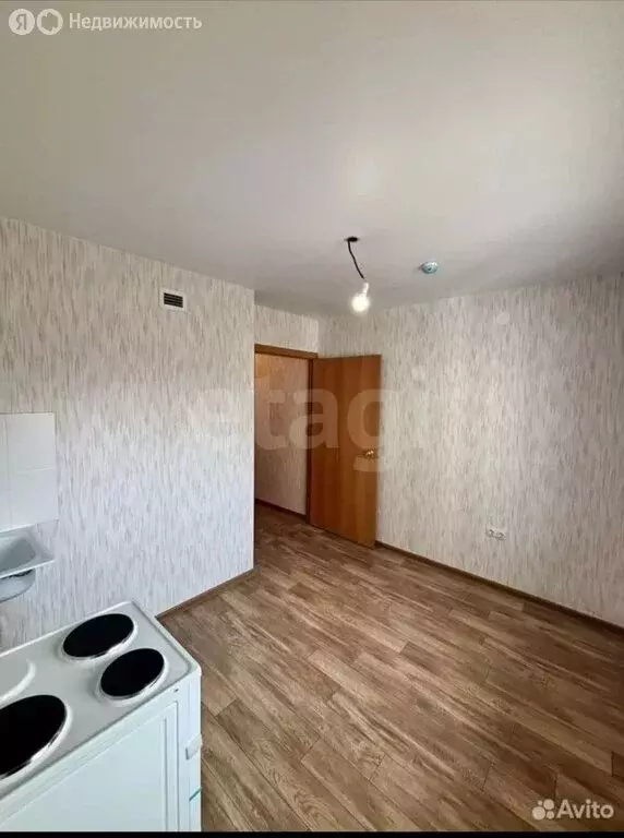 3-комнатная квартира: Иркутск, улица Баумана, 265 (77 м) - Фото 1