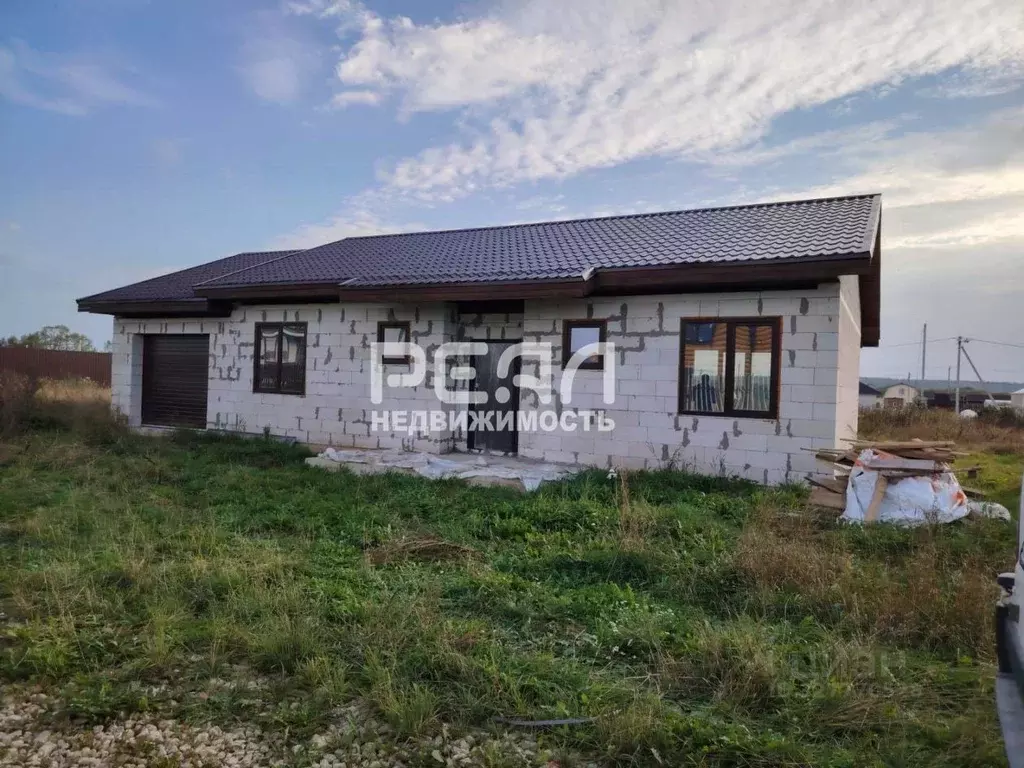 Дом в Ленинградская область, Гатчинский муниципальный округ, д. ... - Фото 1