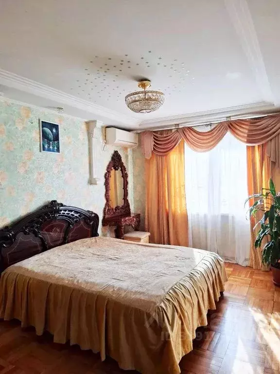 2-к кв. Краснодарский край, Сочи Центральный мкр, ул. Роз, 31 (62.0 м) - Фото 0