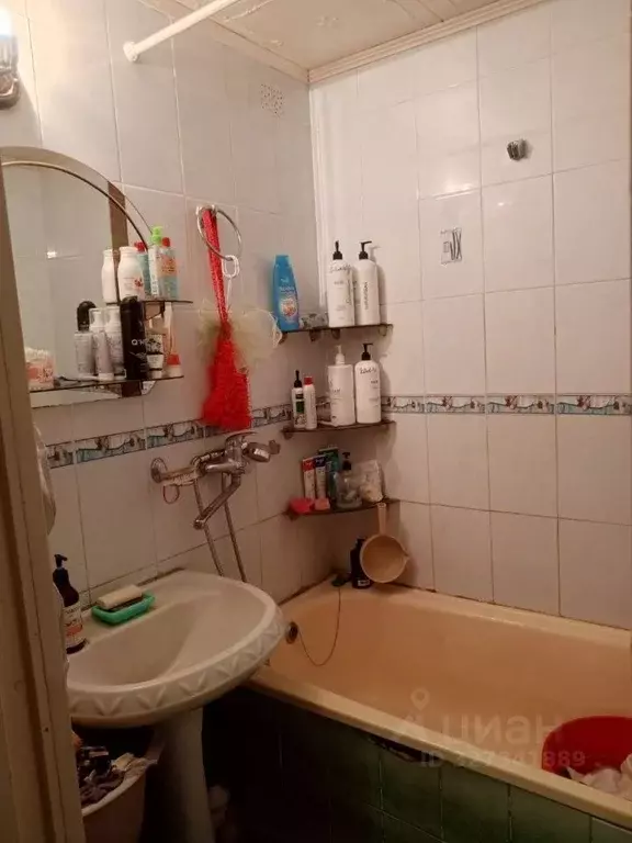 2-к кв. Саратовская область, Саратов ул. Майская, 4а (56.0 м) - Фото 2