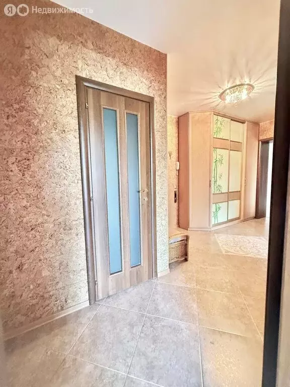 Квартира-студия: Новосибирск, улица Маяковского, 4/1 (75 м) - Фото 1