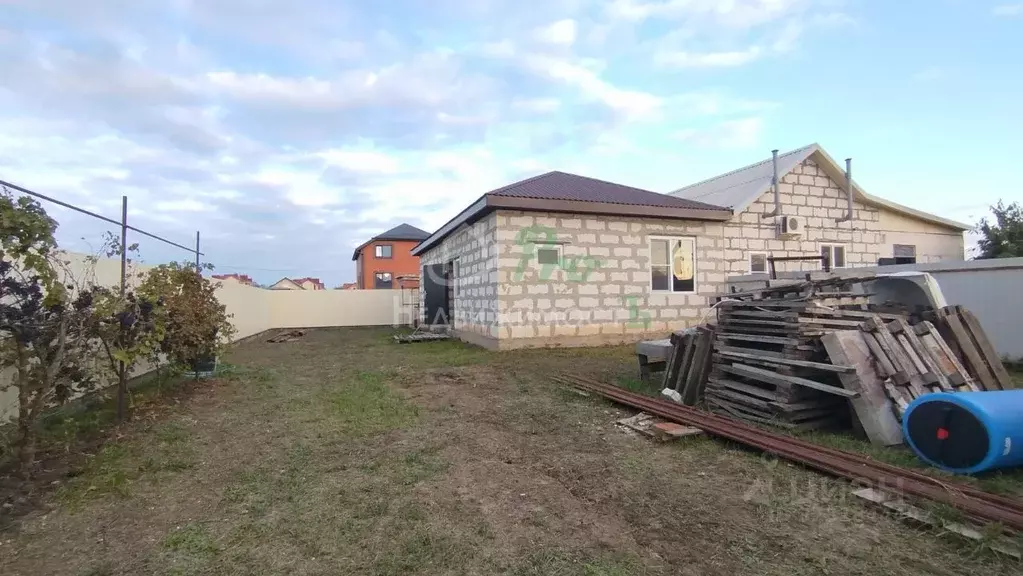 Дом в Краснодарский край, Ейское городское поселение, пос. ... - Фото 1