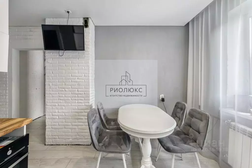 3-к кв. Челябинская область, Челябинск просп. Победы, 147 (66.8 м) - Фото 2