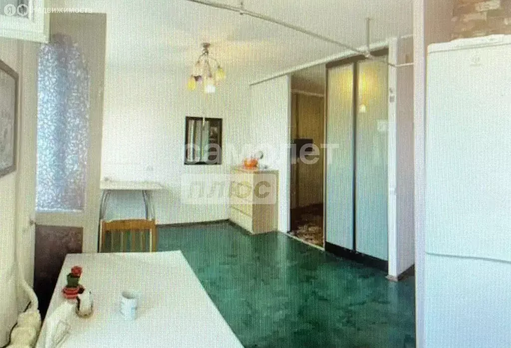 1-комнатная квартира: Екатеринбург, улица Степана Разина, 76 (30.1 м) - Фото 2