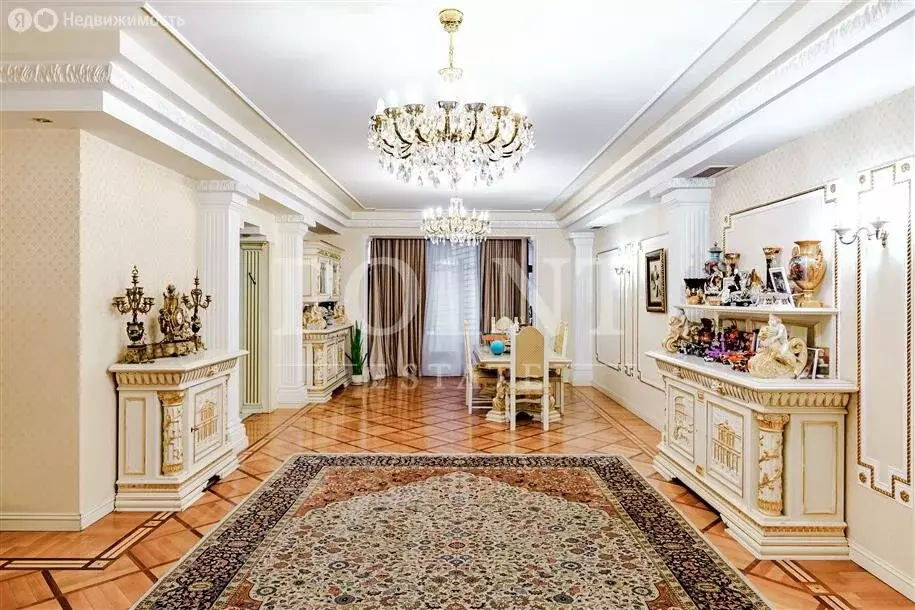 4-комнатная квартира: Москва, Чапаевский переулок, 3 (200 м) - Фото 1