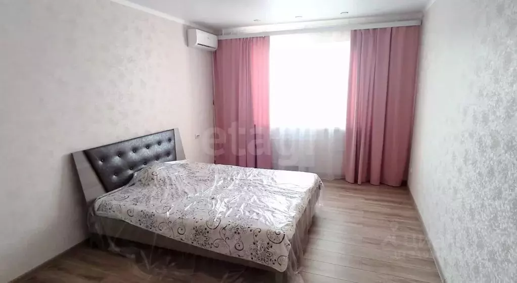 2-к кв. Оренбургская область, Оренбург ул. Рощина, 3 (61.3 м) - Фото 0