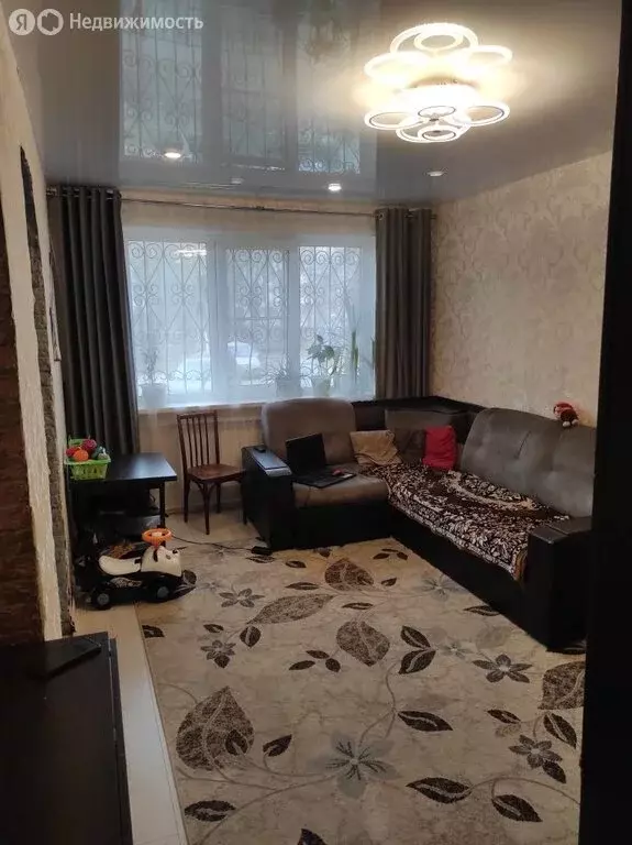 3-комнатная квартира: Дзержинск, проспект Циолковского, 40 (59 м) - Фото 0