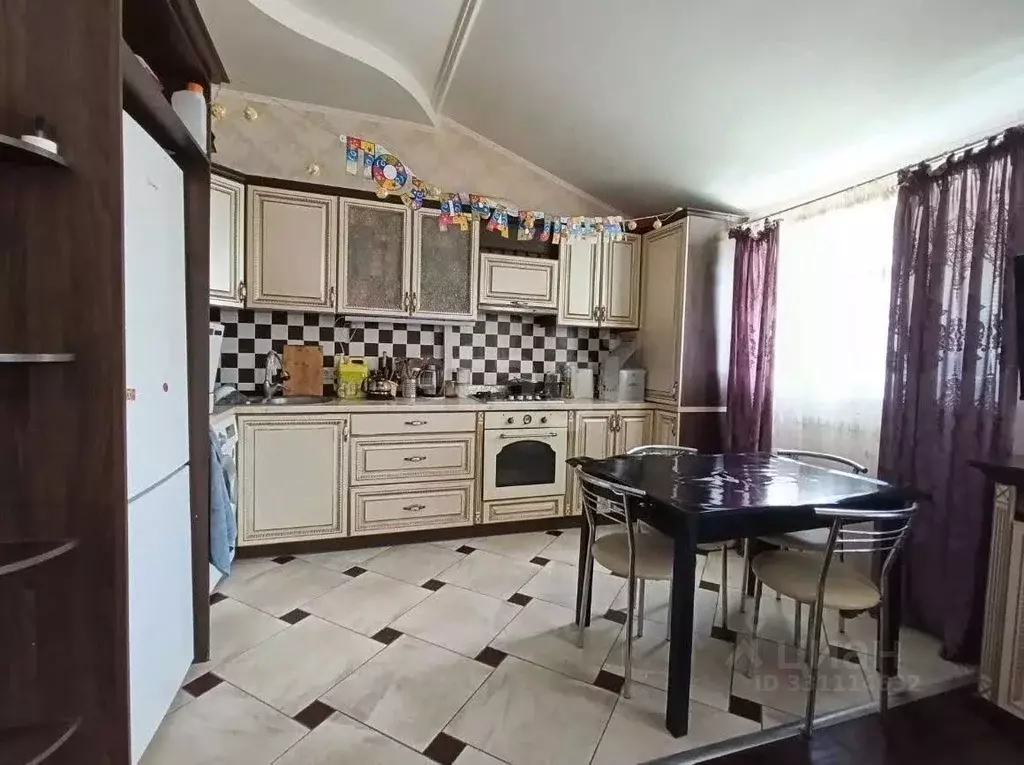 2-к кв. Крым, Симферополь ул. Камская (77.9 м) - Фото 2