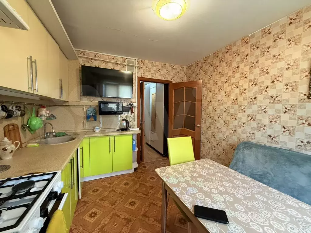 1-к. квартира, 40 м, 1/5 эт. - Фото 1