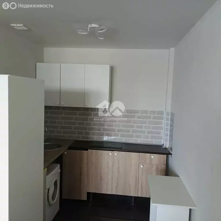 Квартира-студия: Новосибирск, улица Ивана Севастьянова, 9 (25 м) - Фото 1