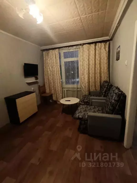1-к кв. Ленинградская область, Кингисепп Октябрьская ул., 4 (35.0 м) - Фото 1