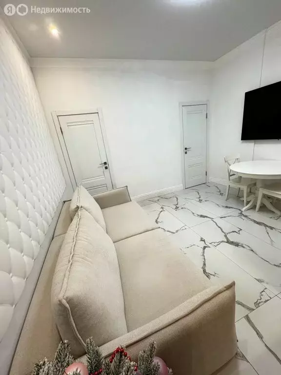 2-комнатная квартира: посёлок городского типа Новоивановское, Овражная ... - Фото 2