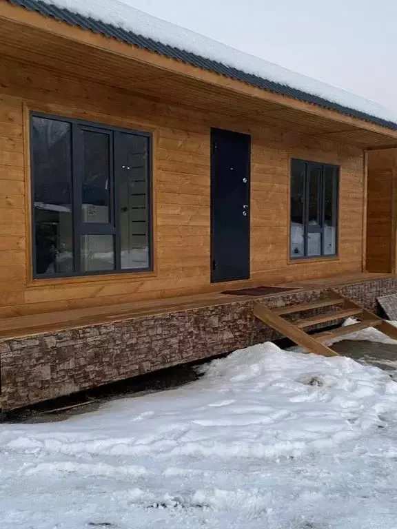 Дом в Карачаево-Черкесия, Теберда Карачаевский городской округ, ул. ... - Фото 1