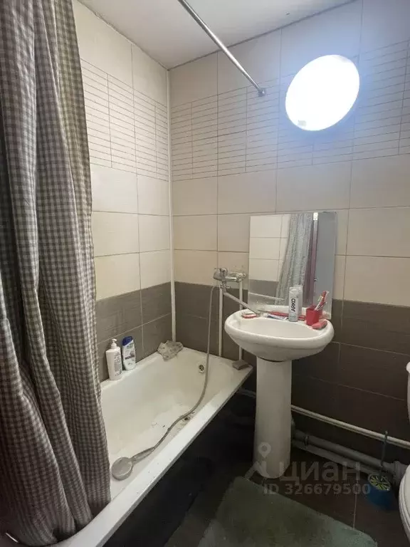 1-к кв. Омская область, Омск ул. 3-я Енисейская, 32/2 (34.8 м) - Фото 2