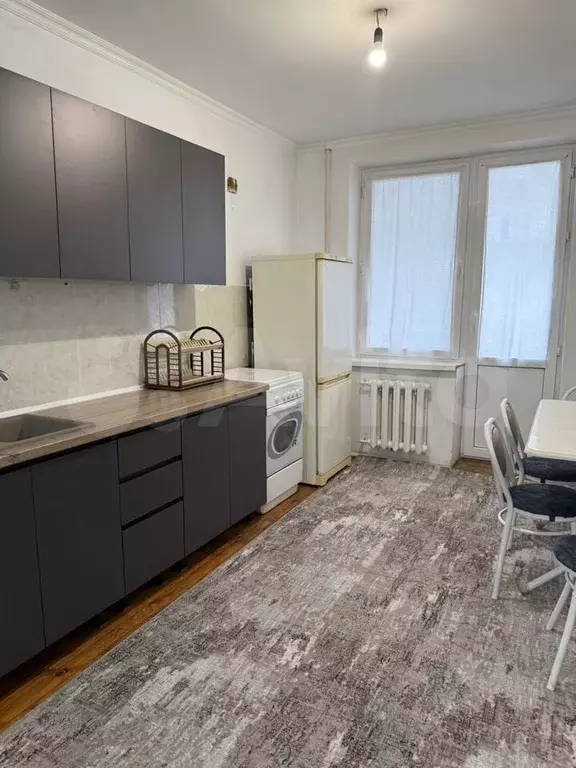 2-к. квартира, 65 м, 4/6 эт. - Фото 0