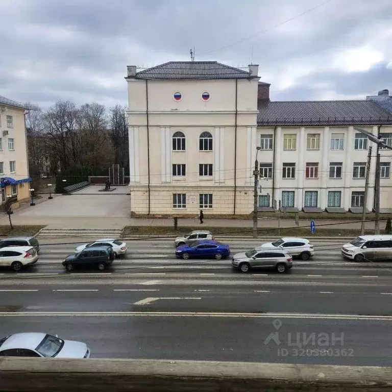 4-к кв. Смоленская область, Смоленск просп. Гагарина, 12/1 (24.0 м) - Фото 1