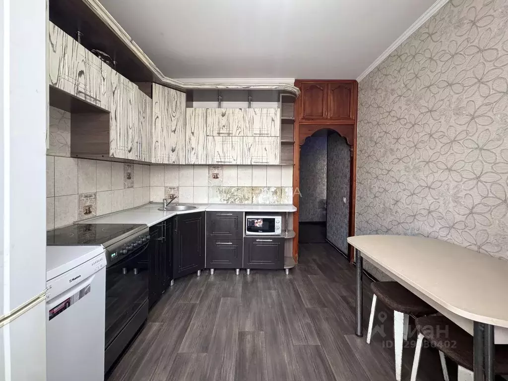 3-к кв. Алтайский край, Заринск ул. Металлургов, 15/3 (65.0 м) - Фото 1