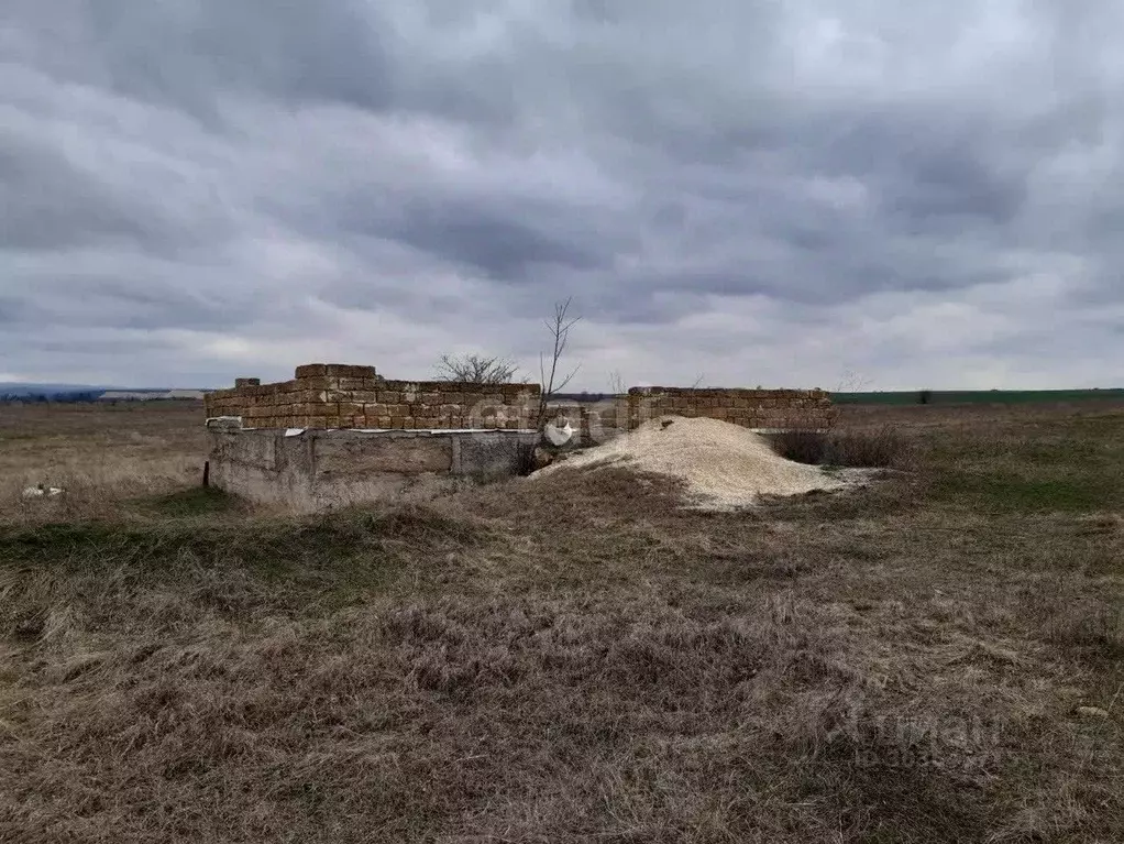 Участок в Крым, Белогорский район, с. Ароматное ул. Строительная (15.0 ... - Фото 1