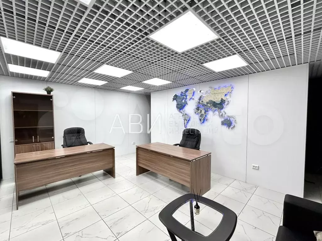 Офис с парковкой, 5 минут от метро - Фото 1