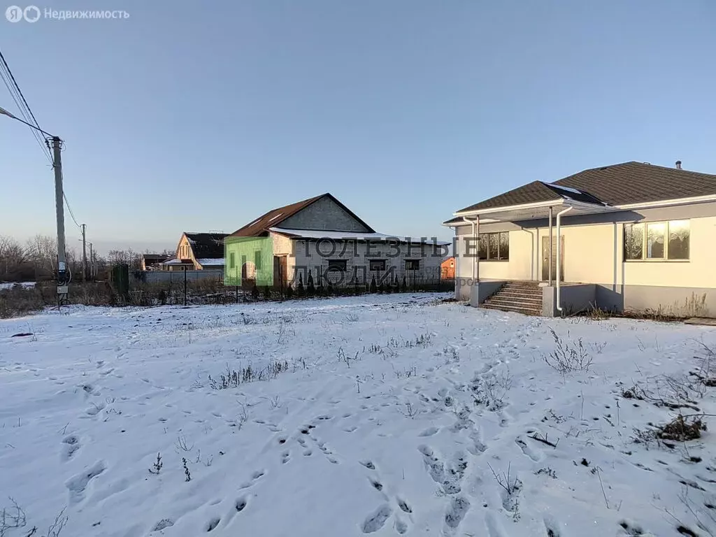 Дом в рабочий посёлок Разумное, улица Строителей, 9 (120 м) - Фото 1