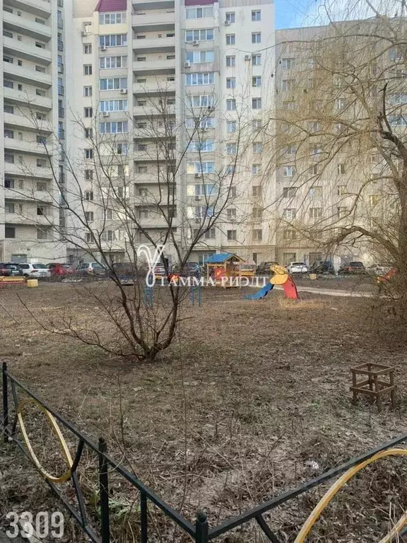 3-к кв. Саратовская область, Саратов ул. Усть-Курдюмская, 1 (85.0 м) - Фото 1
