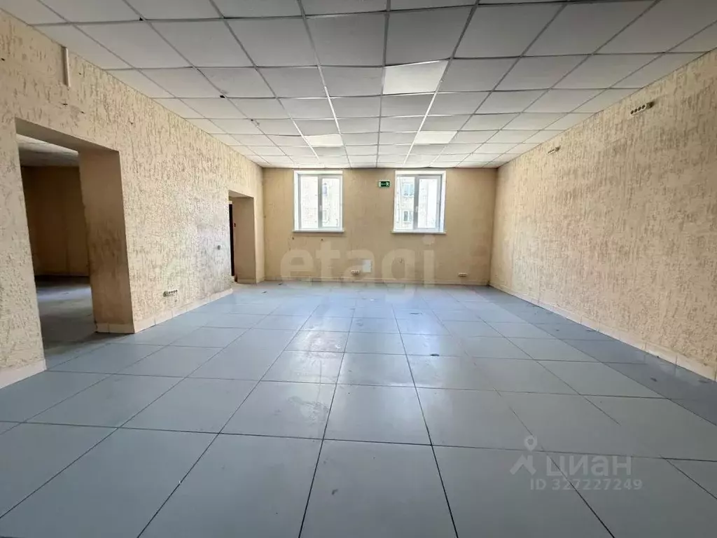 Торговая площадь в Челябинская область, Миасс Орловская ул., 22 (79 м) - Фото 2