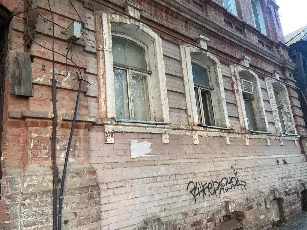3-к кв. Астраханская область, Астрахань ул. Сен-Симона, 22 (58.9 м) - Фото 1