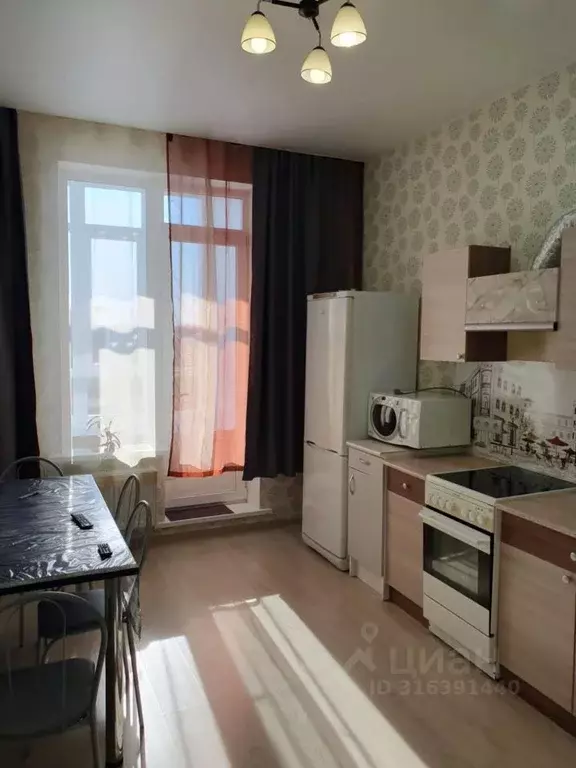 2-к кв. Ханты-Мансийский АО, Сургут Игоря Киртбая ул., 27/1 (56.0 м) - Фото 0