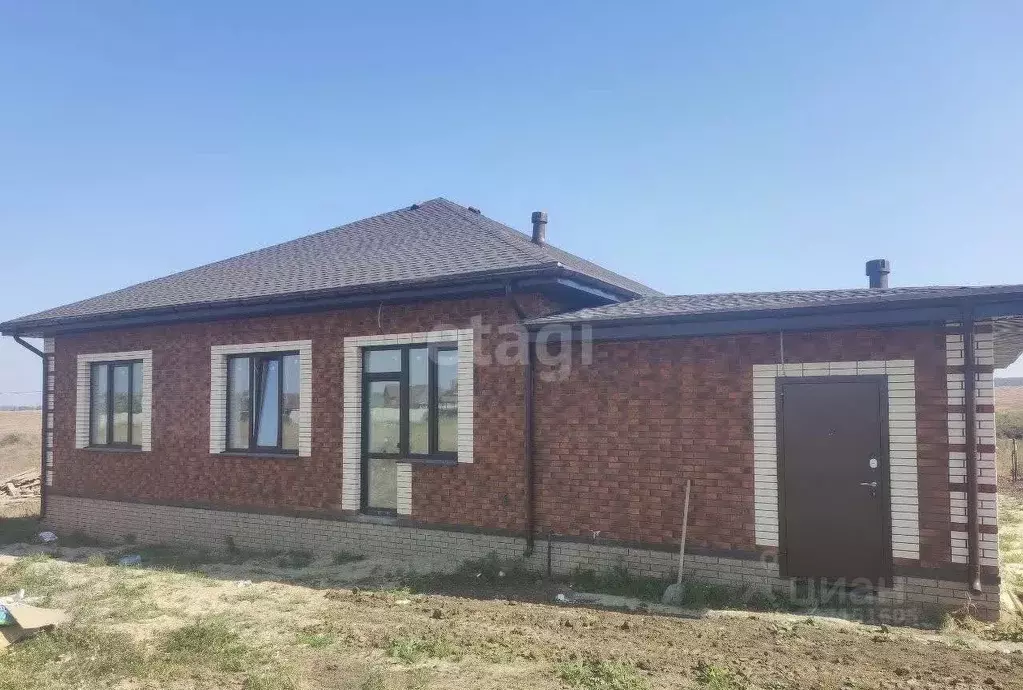 Дом в Белгородская область, Белгородский район, Разумное рп ул. ... - Фото 1