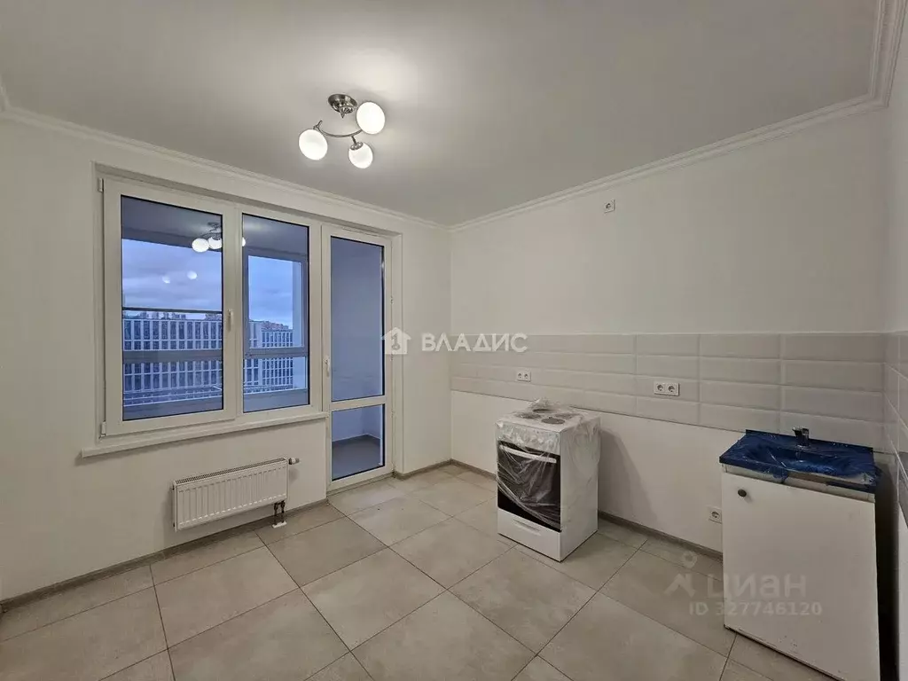 2-к кв. Москва ул. Светланова, 11к1 (62.1 м) - Фото 1