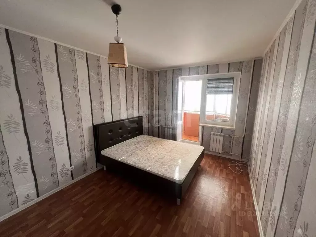 1-к кв. Курская область, Курск просп. Вячеслава Клыкова, 84 (38.0 м) - Фото 1