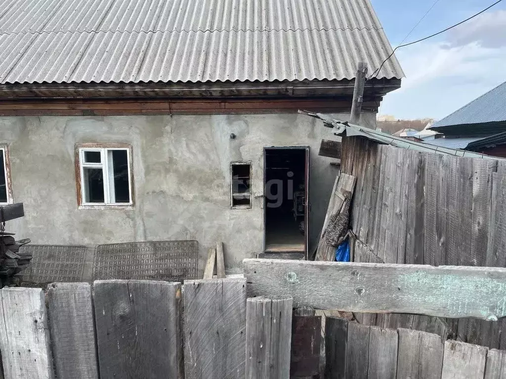 Дом в Алтайский край, Бийск ул. 2-я Нижне-Цесовская, 16 (72 м) - Фото 1
