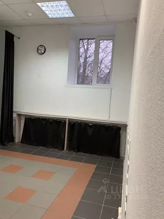 Помещение свободного назначения в Вологодская область, Череповец ул. ... - Фото 1