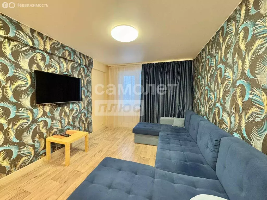 3-комнатная квартира: Ижевск, улица А.Н. Сабурова, 35 (62.9 м) - Фото 1