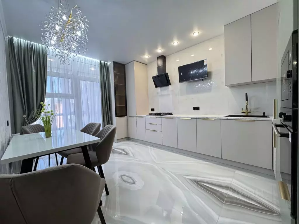 3-к кв. Ставропольский край, Ставрополь ул. Тухачевского, 33к1 (89.0 ... - Фото 1