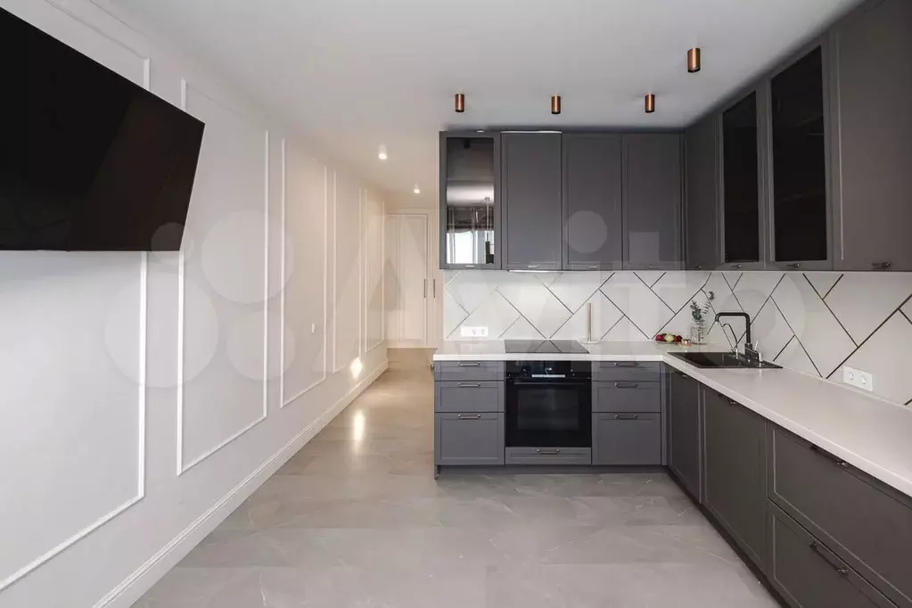 4-к. квартира, 100 м, 13/21 эт. - Фото 1