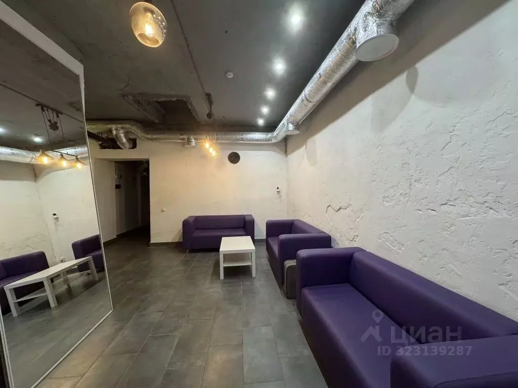 Офис в Саратовская область, Саратов Дегтярная ул., 28 (13 м) - Фото 1