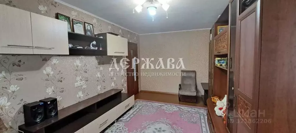 3-к кв. Белгородская область, Старый Оскол Жукова мкр, 1 (62.2 м) - Фото 1